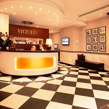Victoria Hotel