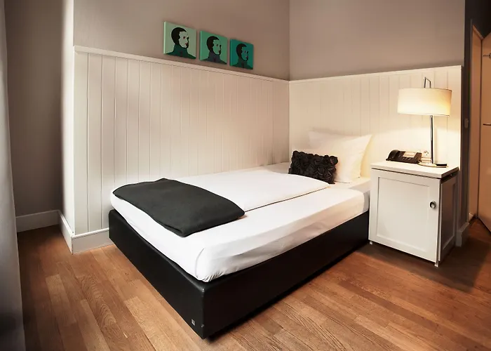 Hotel Victoria Frankfurt nad Mohanem