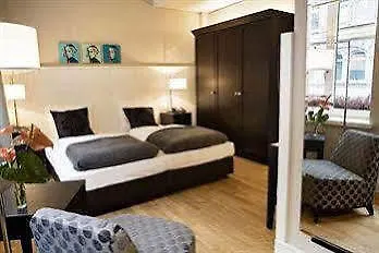 Victoria 4*